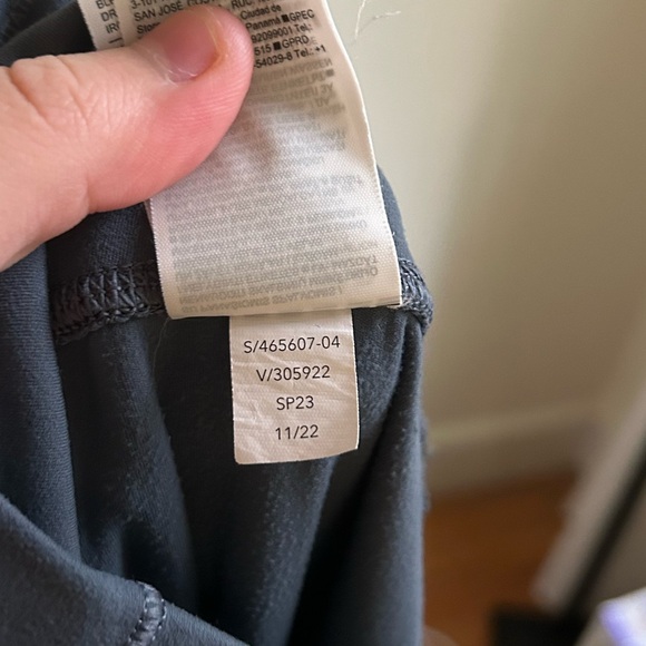 Athleta Charcoal Gray High Rise Salutation Stash Flare Pants Leggings 1X - Picture 7 of 7